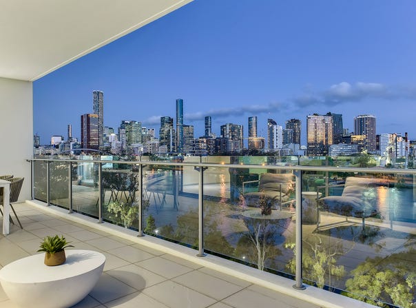 32/205 Coronation Drive, Milton, Qld 4064