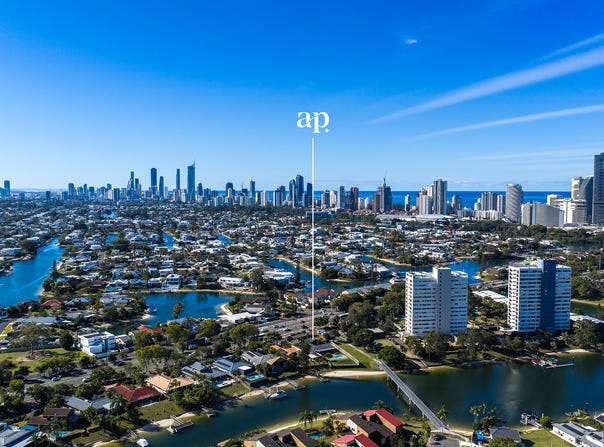 68 Hooker Boulevard, Mermaid Waters, Qld 4218