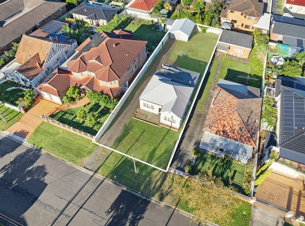 11 Francis Street, Fairfield, NSW 2165