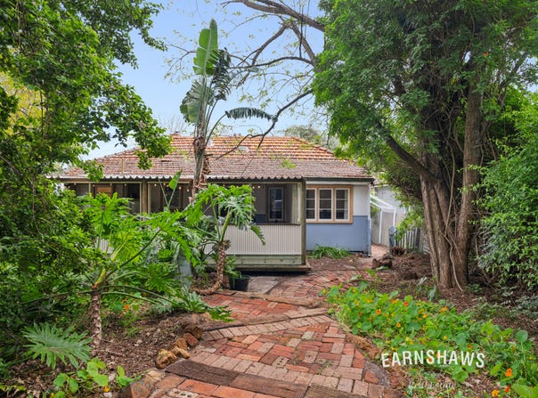 16 Balfour Road, Swan View, WA 6056
