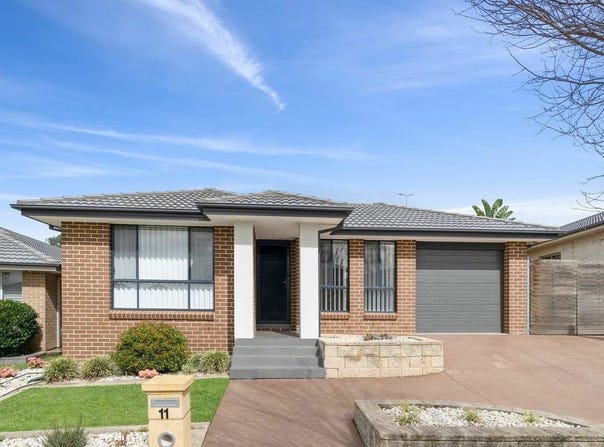 11 Peck Close, Oran Park, NSW 2570