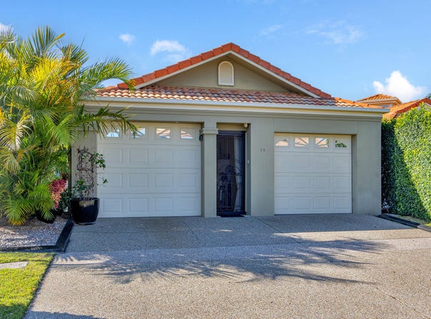 70/76 Bayview Street, Runaway Bay, Qld 4216
