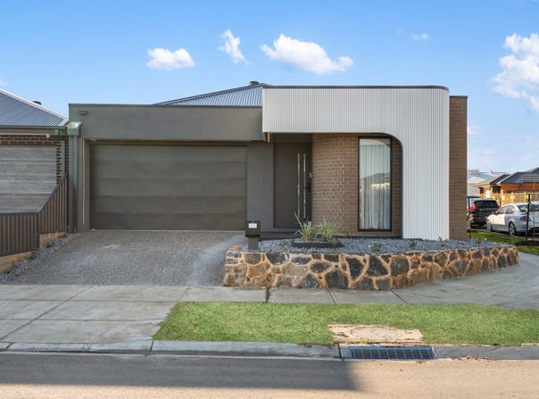 2 Bonnyview Road, Craigieburn, Vic 3064