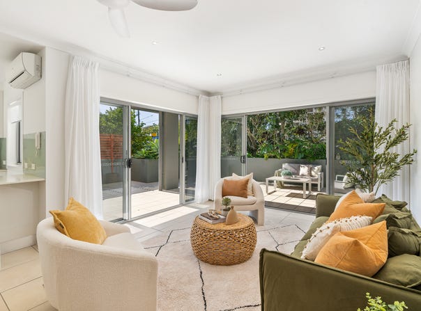 6/3 Carmichael Close, Coolangatta, Qld 4225