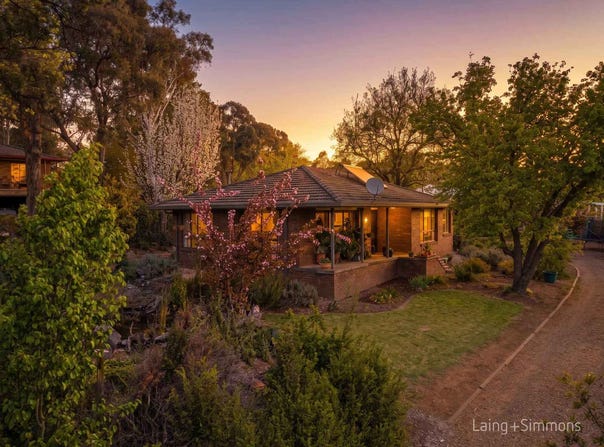 10 Belinda Place, Armidale, NSW 2350