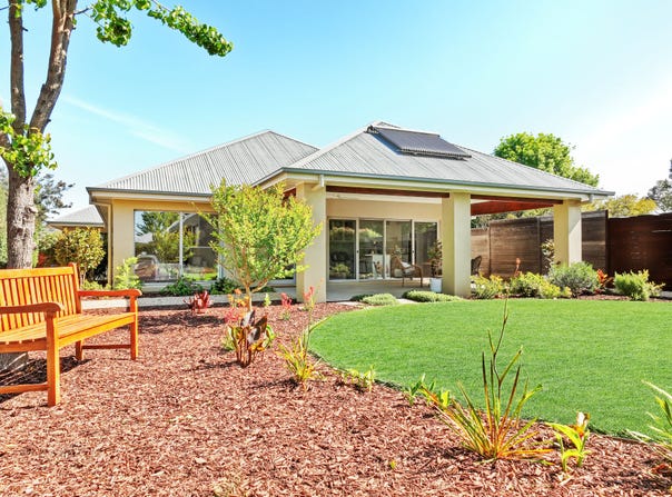 6B Logan Street, Mansfield, Vic 3722