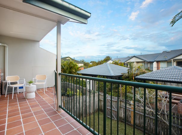 67/7-9 Santa Cruz Boulevard, Clear Island Waters, Qld 4226