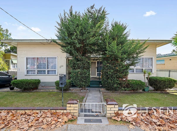 456 High Street, Golden Square, Vic 3555