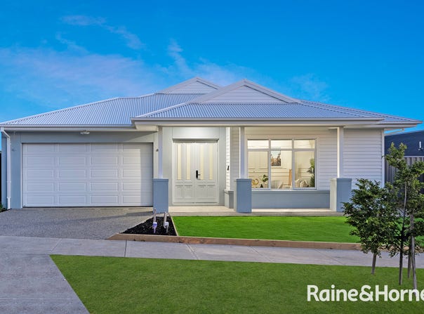 17 Skyline Crescent, Nar Nar Goon, Vic 3812