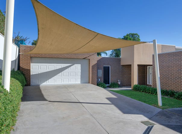3/4 MacKenzie Crescent, Wodonga, Vic 3690