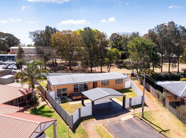 1 Petal Street, Rangeville, Qld 4350