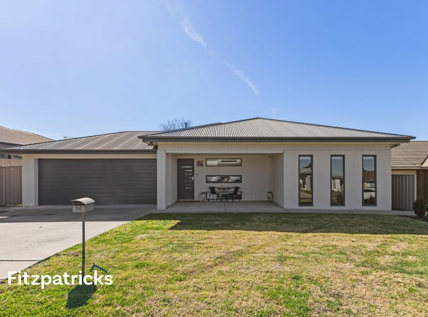 54 Barrima Drive, Glenfield Park, NSW 2650