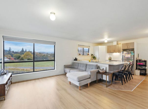 7 Craw Street, New Norfolk, Tas 7140