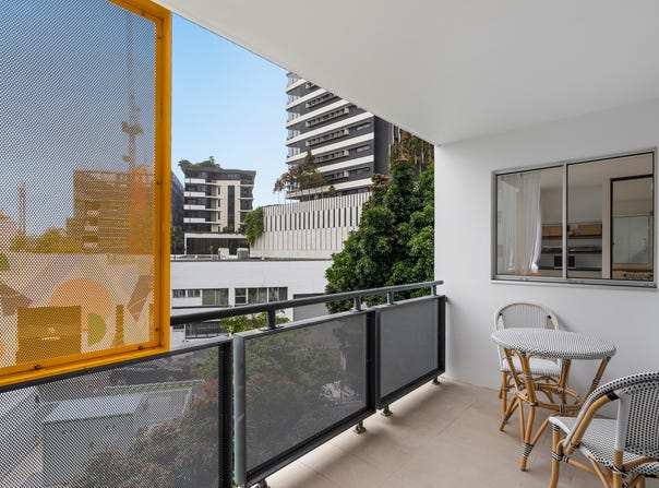 214/19 Masters Street, Newstead, Qld 4006