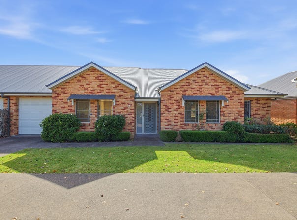 7 Emu Parade, Thirlmere, NSW 2572