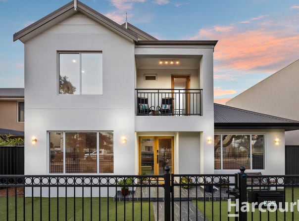 223 Ocean Keys Boulevard, Clarkson, WA 6030