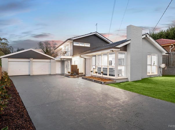 6 Clubpoint Drive, Chirnside Park, Vic 3116