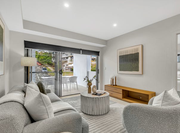 2/27 York Street, Indooroopilly, Qld 4068