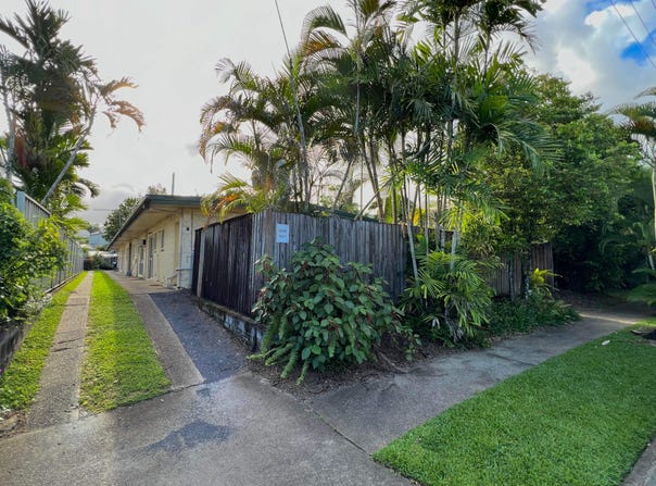 8/379-385 Mayers Street, Edge Hill, Qld 4870