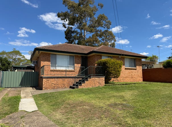 2 Little Street, Cambridge Park, NSW 2747