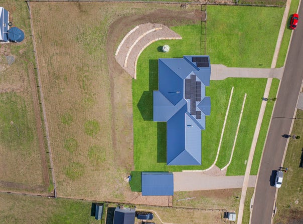 3 Drazen Place, Meringandan West, Qld 4352