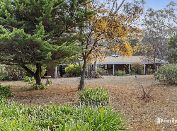 81 Forest Drive, Heathcote, Vic 3523