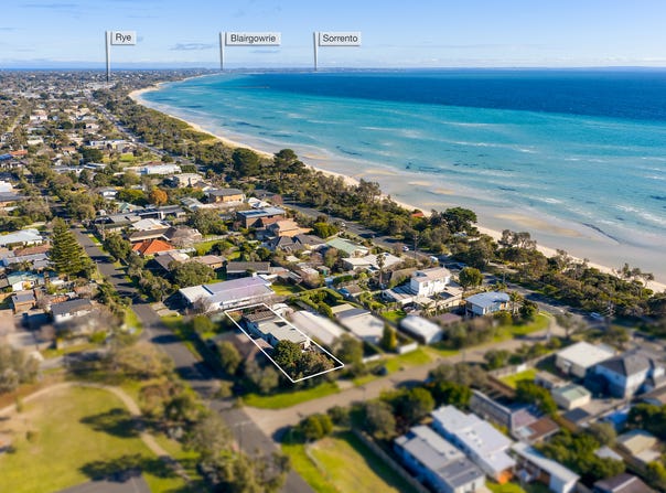 6 Romney Avenue, Tootgarook, Vic 3941