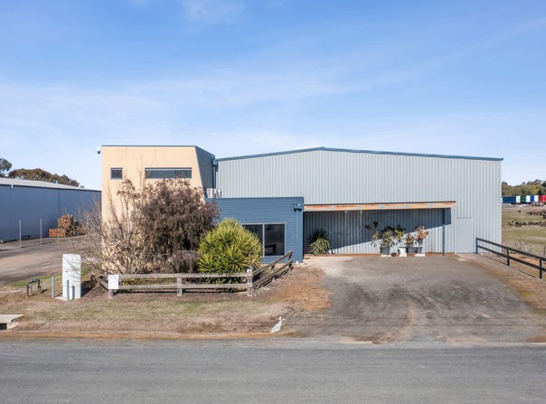 28 Ironstone Road, Epsom, Vic 3551