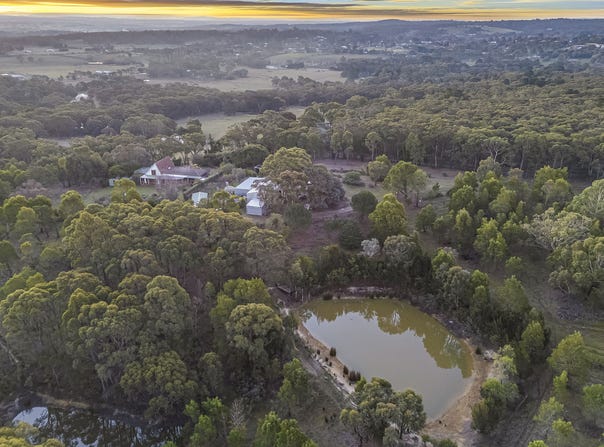 76 Skirkas Road, Buninyong, Vic 3357