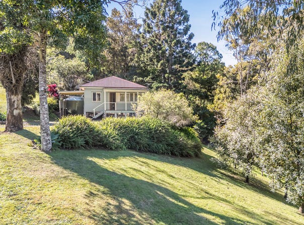 2 Bateson Road, Mount Nebo, Qld 4520