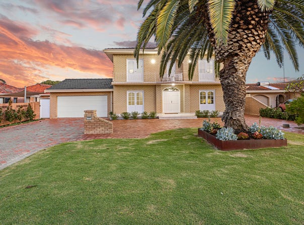15 Bardolph Road, Spearwood, WA 6163