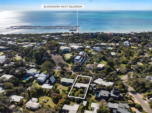3 Fawkner Avenue, Blairgowrie, Vic 3942