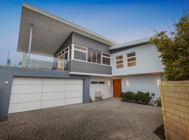 8 Meranda Court, Hillarys, WA 6025