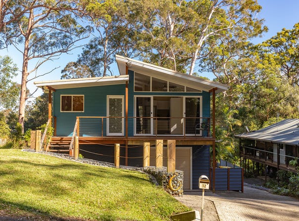 12 Valley Road, Smiths Lake, NSW 2428