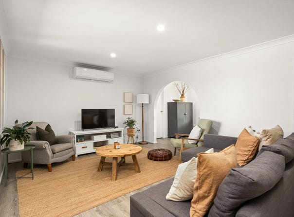 18 Suni Drive, Old Bar, NSW 2430
