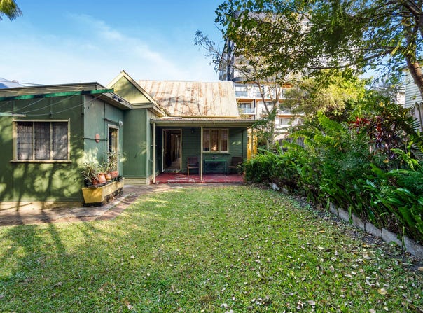 16 Thomas Street, Kangaroo Point, Qld 4169