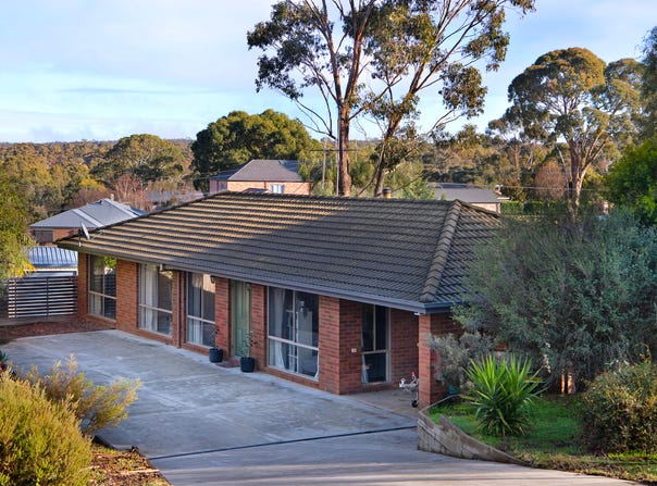 13 Carol Street, Castlemaine, Vic 3450