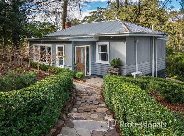 2 Warwick Road, Kalorama, Vic 3766
