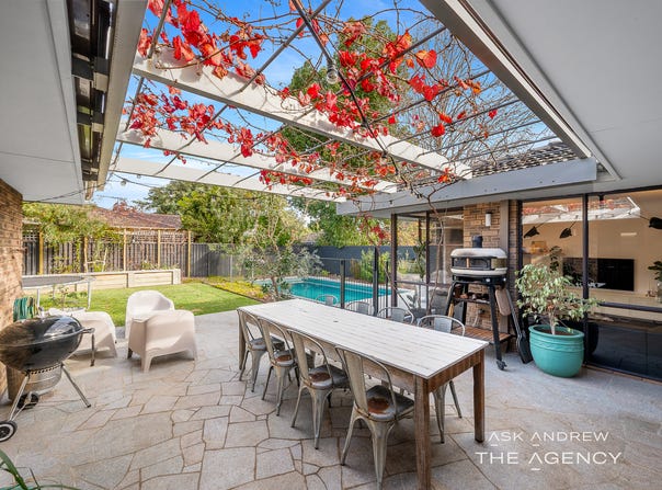 102 Davy Street, Booragoon, WA 6154