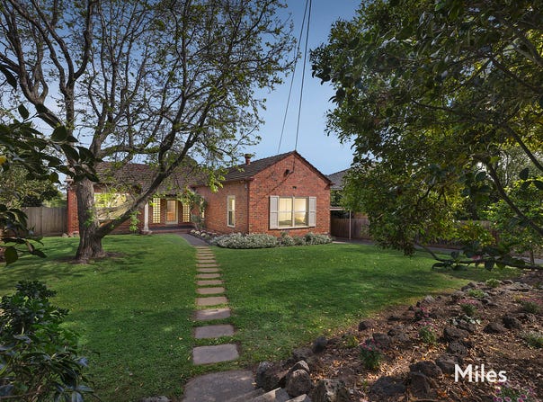 19 Otterington Grove, Ivanhoe East, Vic 3079