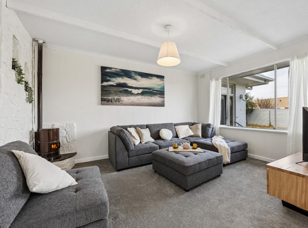 6 Mckay Avenue, Christies Beach, SA 5165