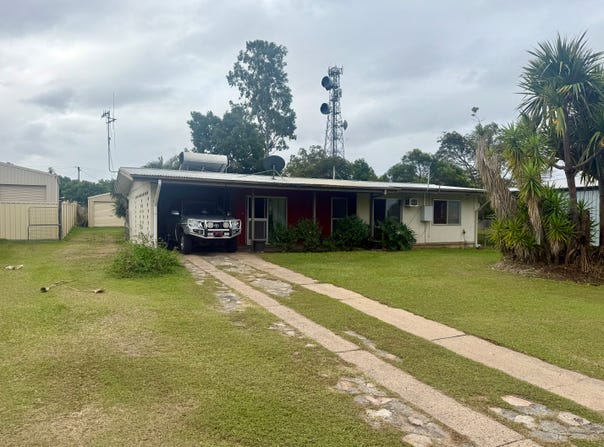 12  Wallace, Dysart, Qld 4745