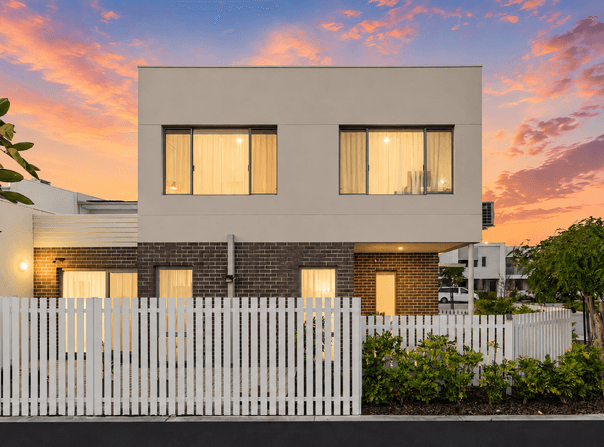 3 Volcanic Road, Treeby, WA 6164