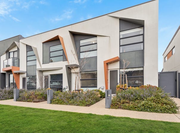 21 O'Neil Lane, St Clair, SA 5011