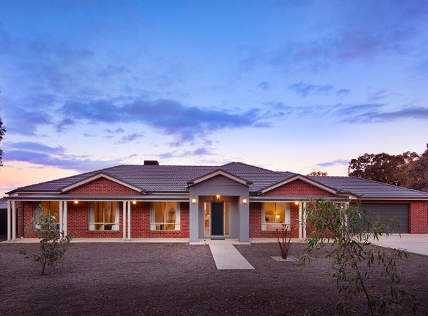 61 Cassinia Drive, Junortoun, Vic 3551