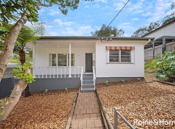 17 Lovell Street, Cardiff, NSW 2285