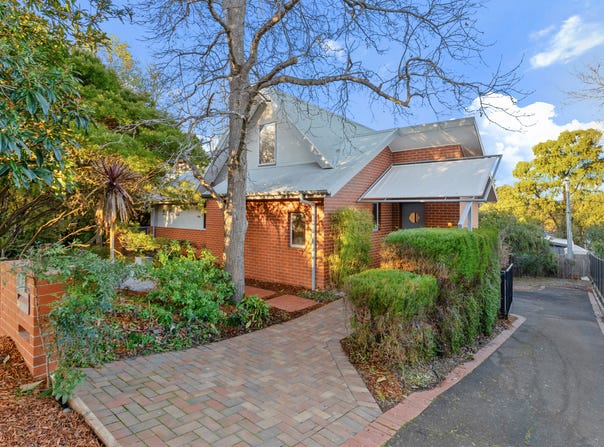 22 Earle Street, Lyneham, ACT 2602