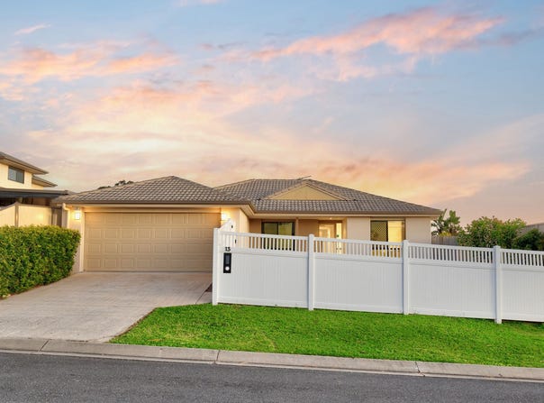 13 Girraween Crescent, Parkinson, Qld 4115