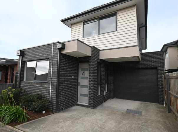 4/2 BARRYS LANE, Coburg, Vic 3058
