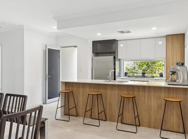 8 Wheeler Street, Morley, WA 6062